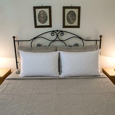 Best House, Larisis Metro, Athens Luaran gambar
