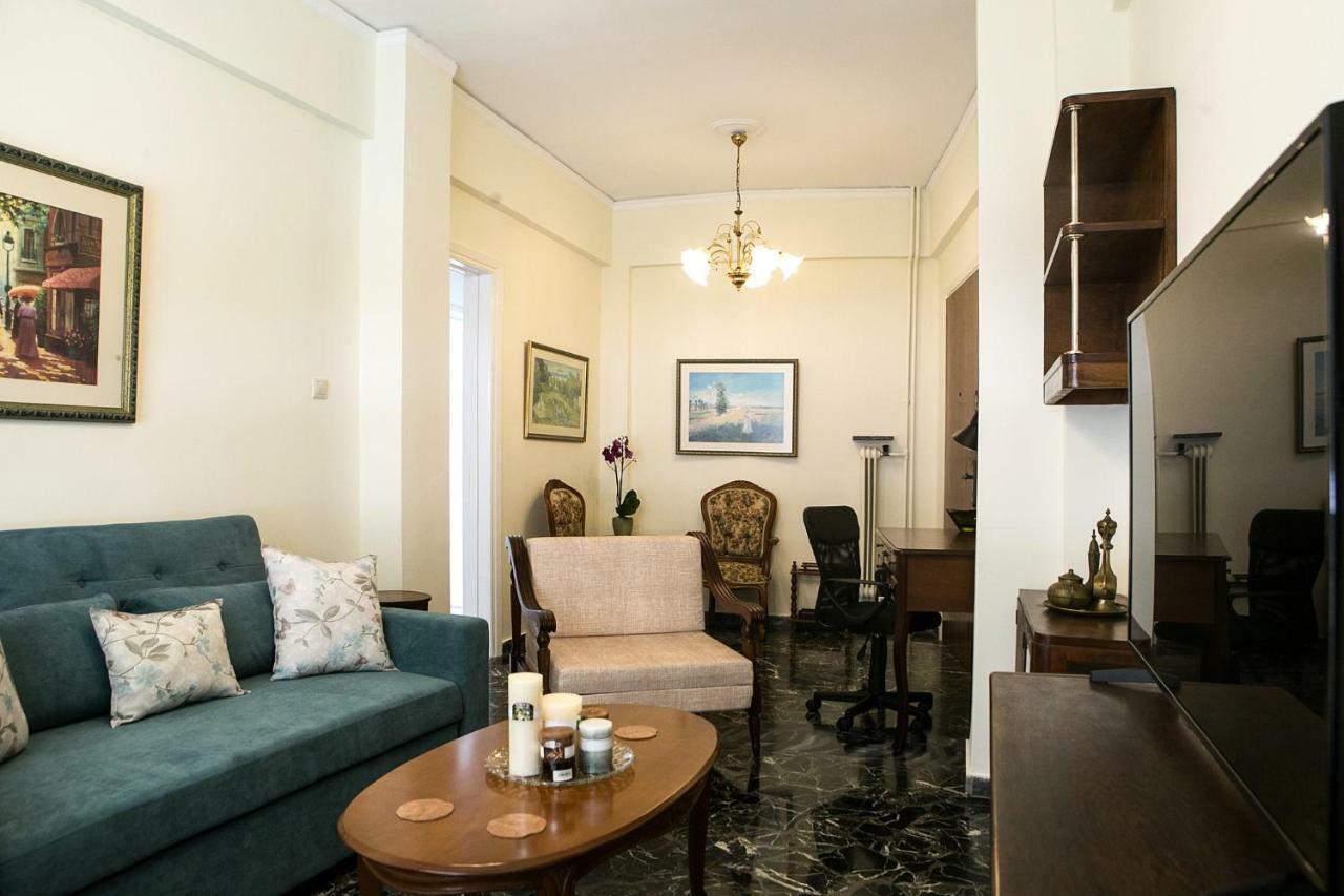 Best House, Larisis Metro, Athens Luaran gambar